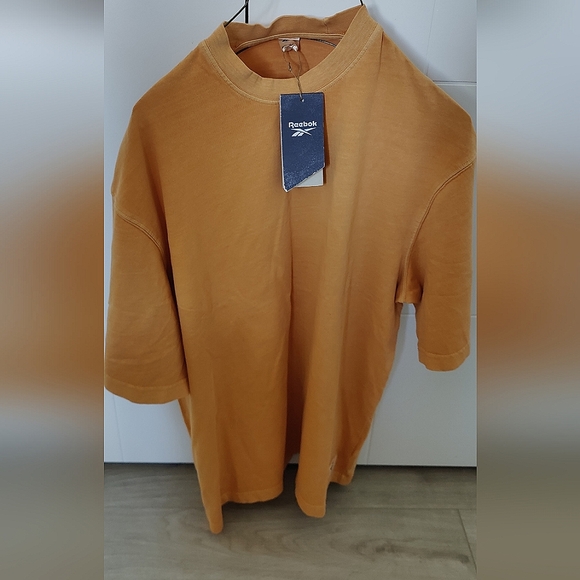 Long Reebok casual shirt - Picture 1 of 4